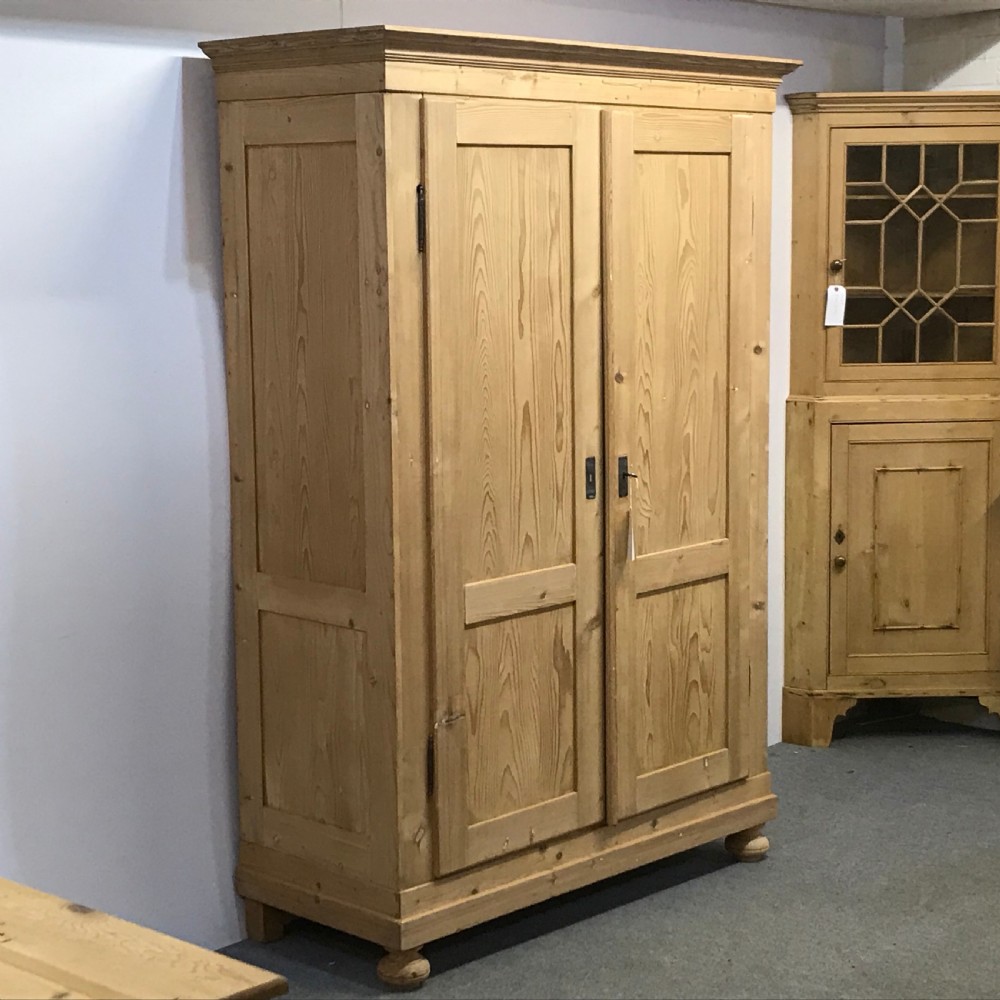 ANTIQUE PINE DOUBLE WARDROBE (DISMANTLES) View II