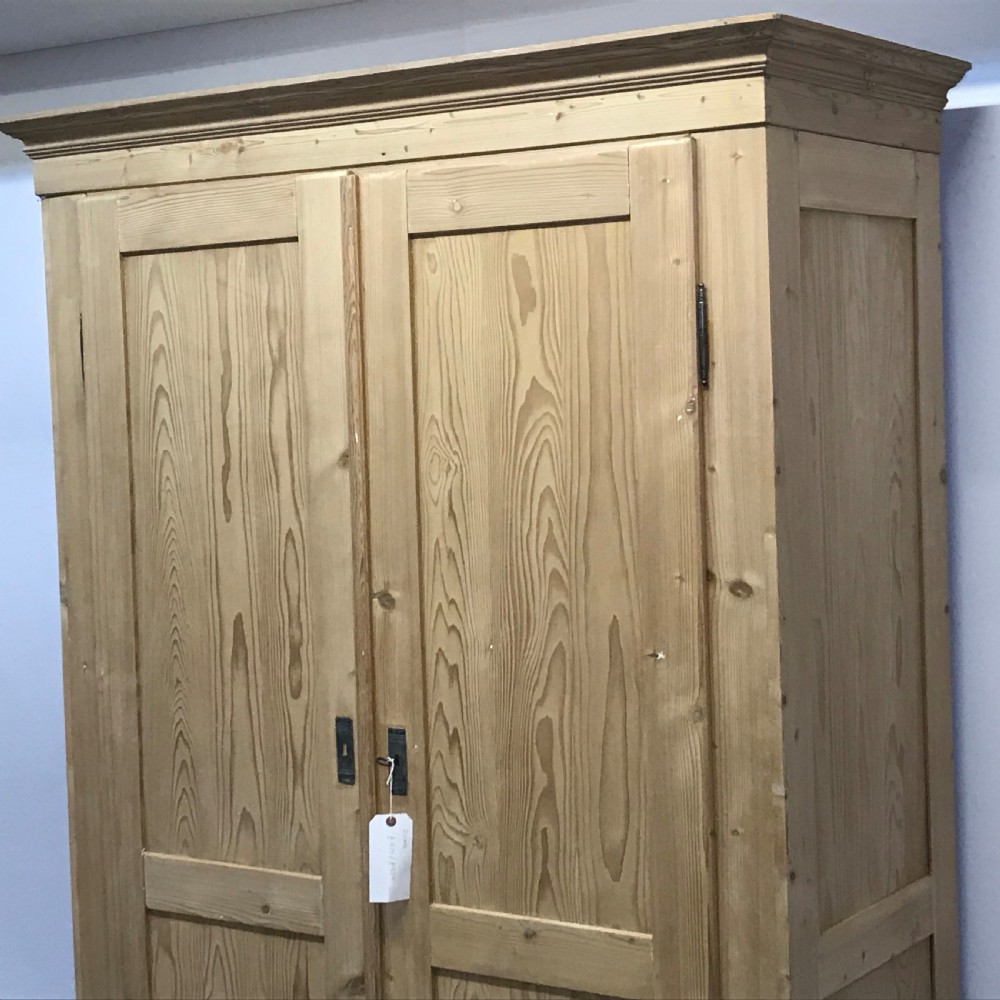 ANTIQUE PINE DOUBLE WARDROBE (DISMANTLES) View III