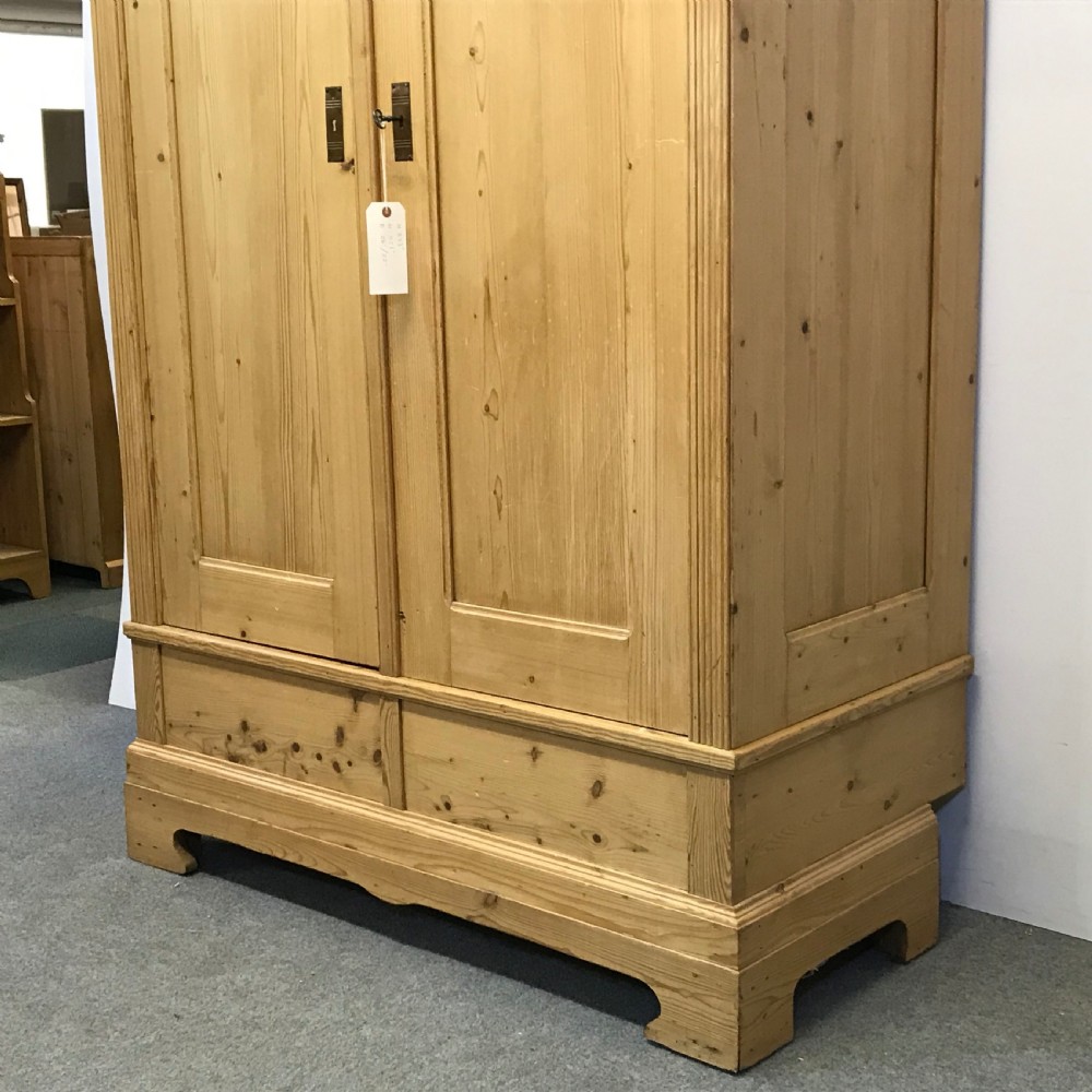 VERY TALL & DEEP ANTIQUE ENGLISH PINE DOUBLE WARDROBE (DISMANTLES) View IV