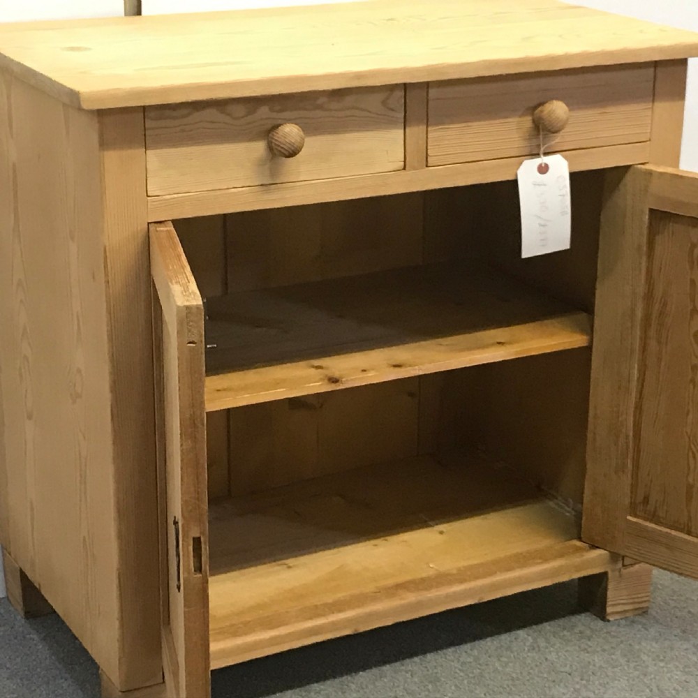 SMALL ANTIQUE PINE CUPBOARD View IV