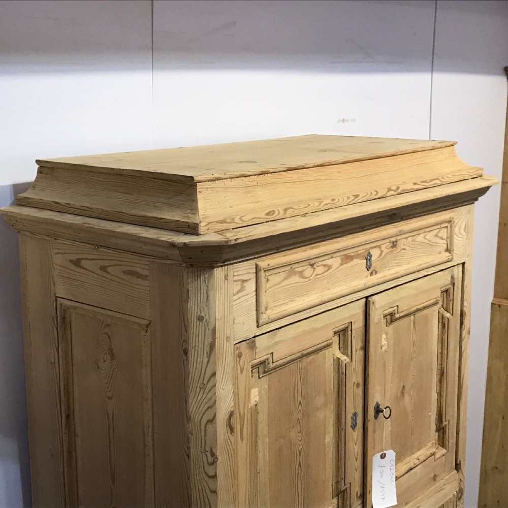 ANTIQUE DANISH PINE BACHELORS CABINET View V