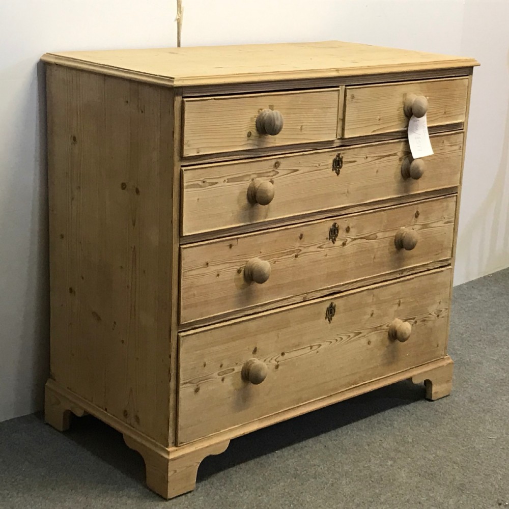 LATE 1700'S CHIPPENDALE PINE CHEST OF DRAWERS View II