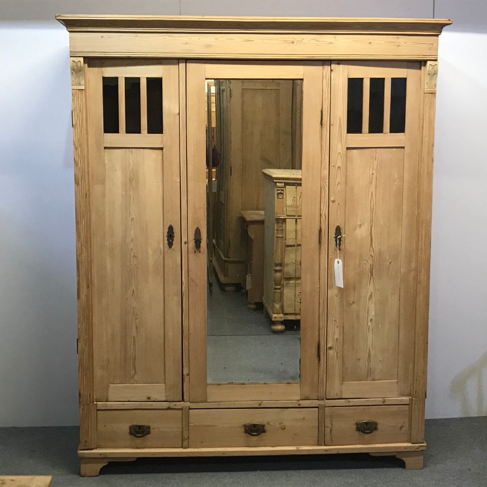 Large Triple Antique Pine Wardrobe (dismantles)