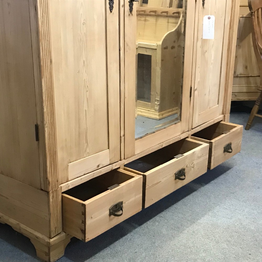 Large Triple Antique Pine Wardrobe (dismantles) View V