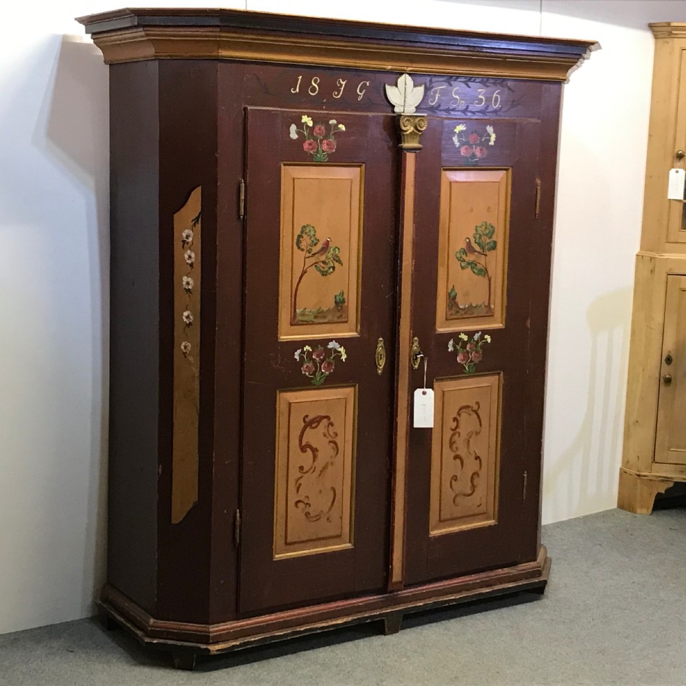 EARLY 1800'S PAINTED GERMAN ARMOIRE (DISMANTLES) View II