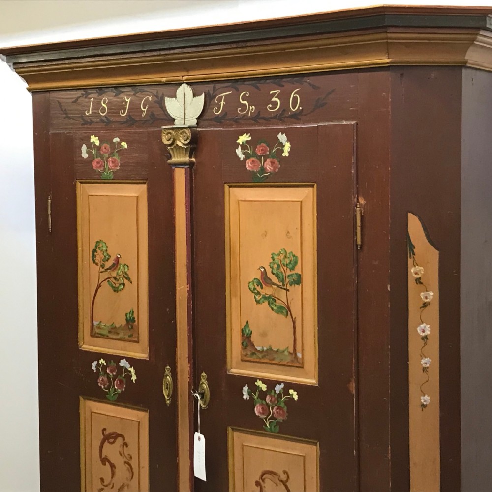 EARLY 1800'S PAINTED GERMAN ARMOIRE (DISMANTLES) View III