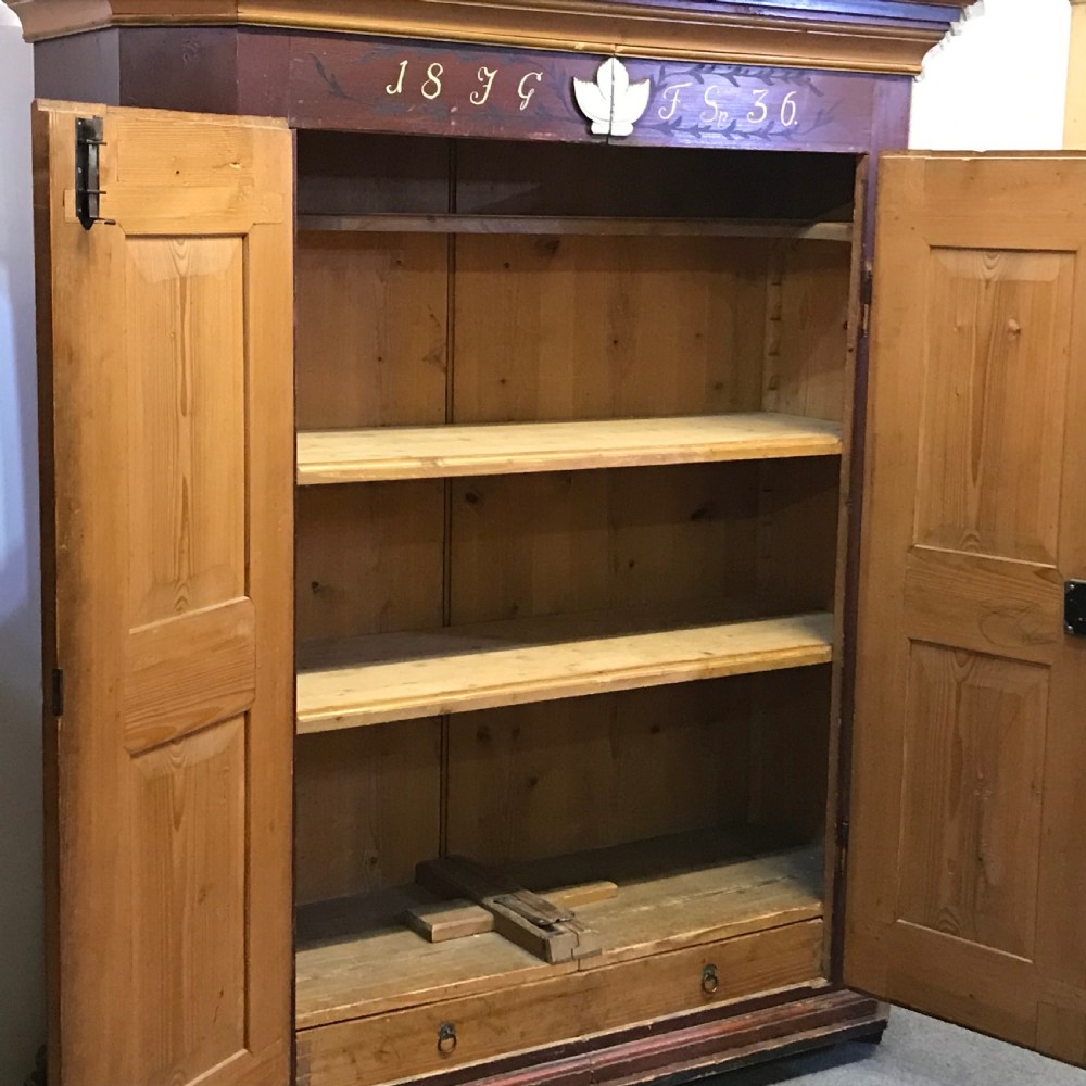 EARLY 1800'S PAINTED GERMAN ARMOIRE (DISMANTLES) View VIII