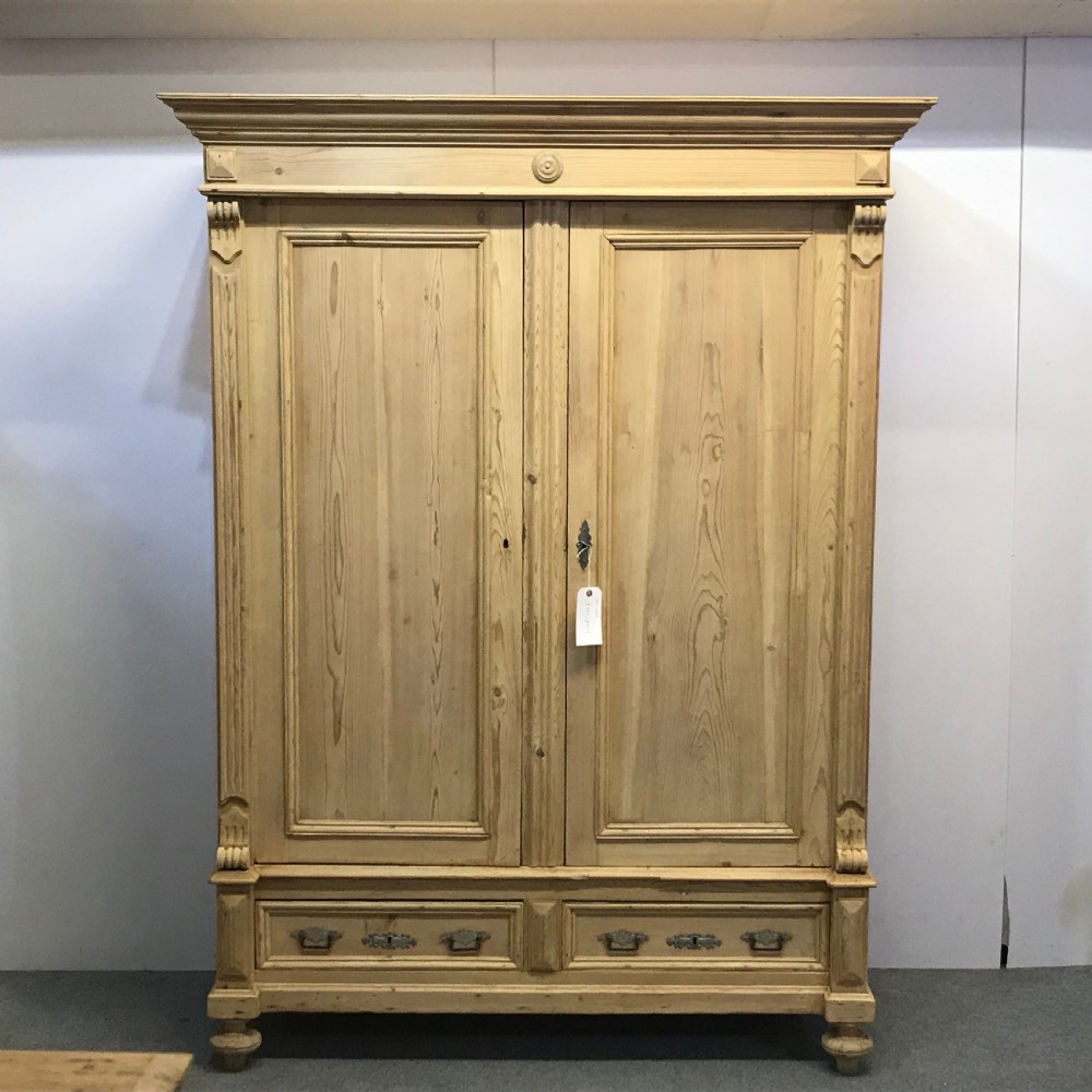 LATE 1800'S OLD PINE DOUBLE WARDROBE WITH BOTTOM DRAWERS (DISMANTLES)