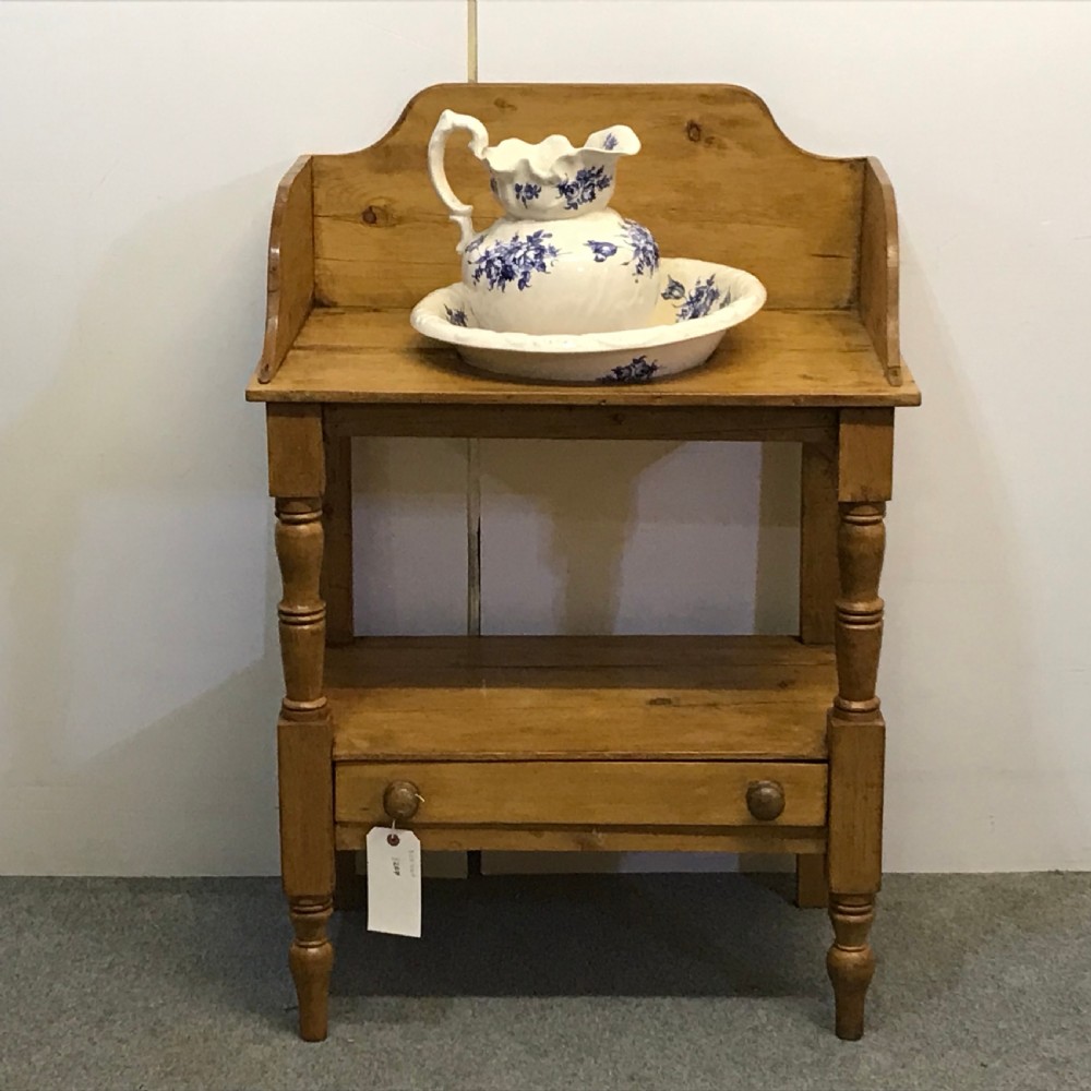 EDWARDIAN PINE WASHSTAND 