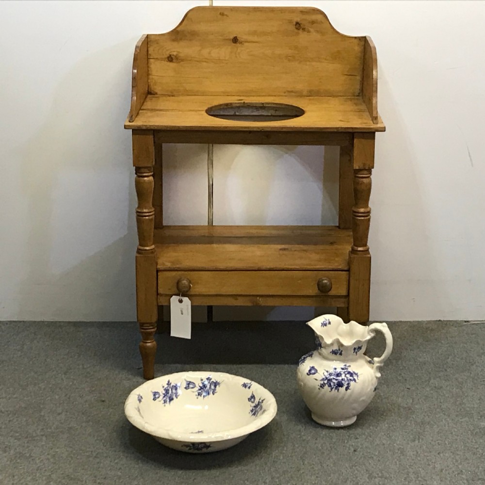 EDWARDIAN PINE WASHSTAND  View VIII