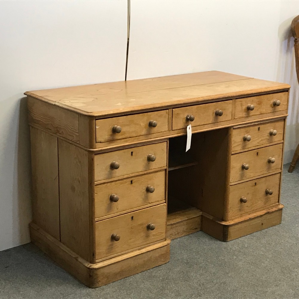 LARGE VICTORIAN PINE DESK View II