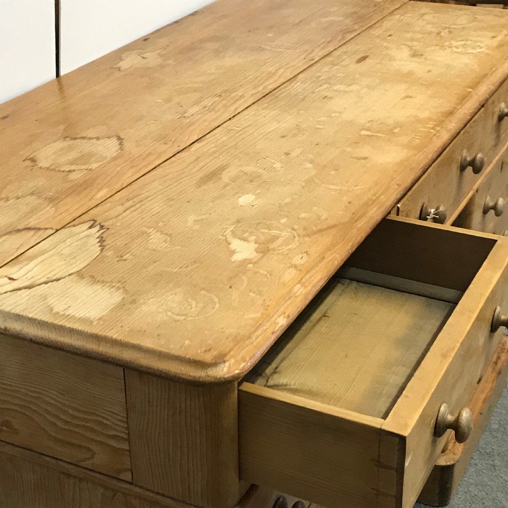 LARGE VICTORIAN PINE DESK View IV