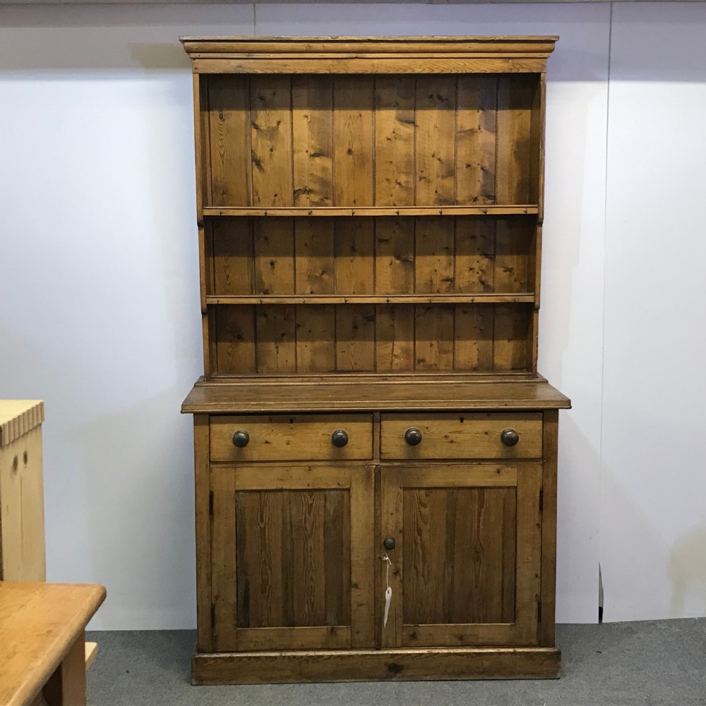 WAXED OLD ENGLISH PINE DRESSER