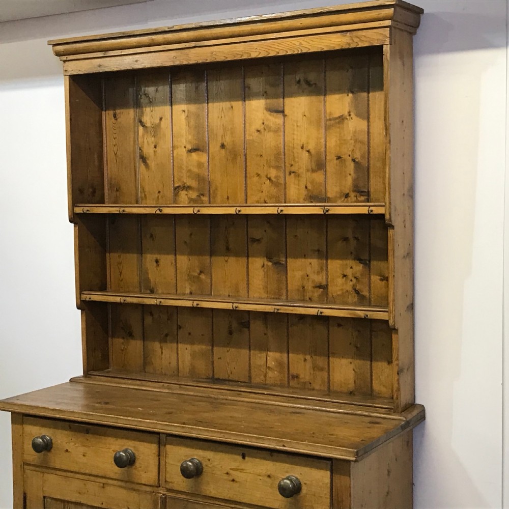 WAXED OLD ENGLISH PINE DRESSER View V