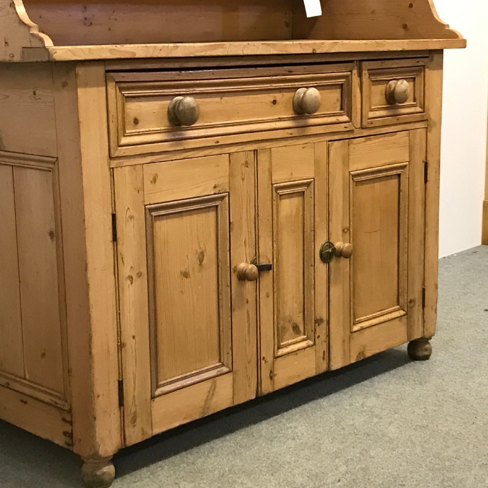 Old Victorian Yorkshire Pine Dresser View V