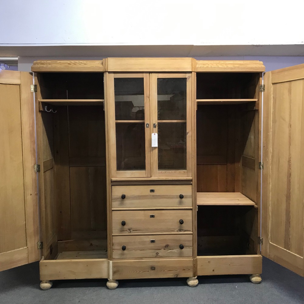 LARGE ANTIQUE PINE COMPACTUM WARDROBE (DISMANTLES) View II