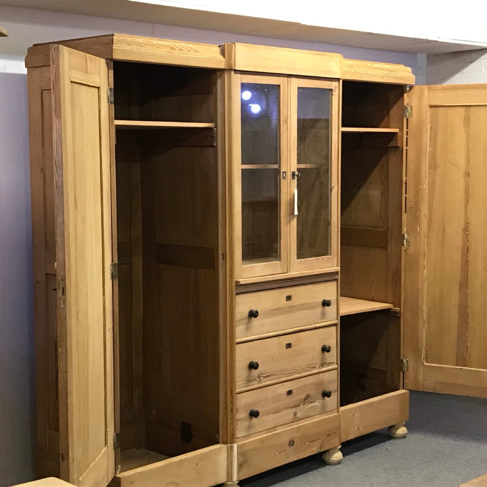 LARGE ANTIQUE PINE COMPACTUM WARDROBE (DISMANTLES) View III