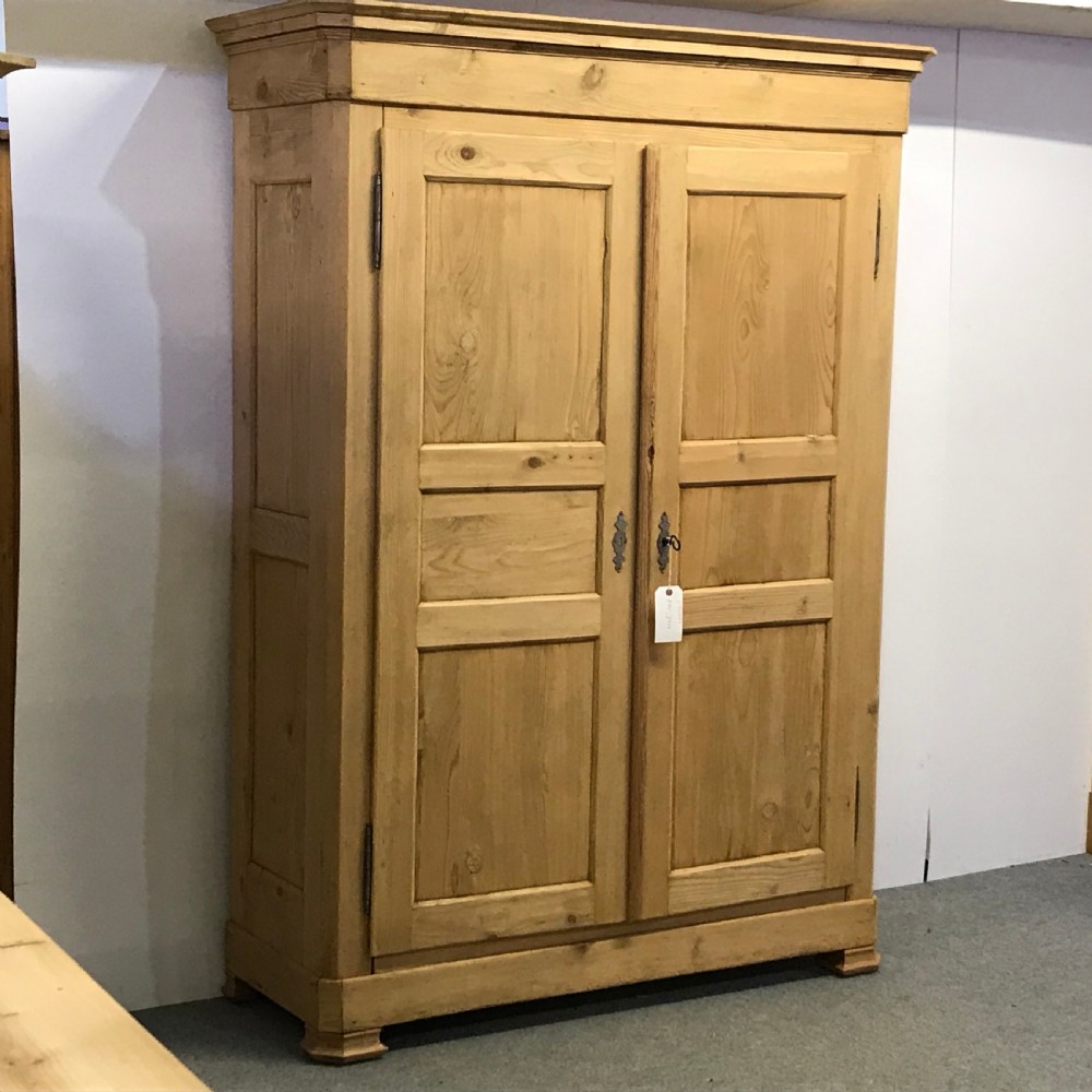 FRENCH ANTIQUE PINE WARDROBE (DISMANTLES) View II