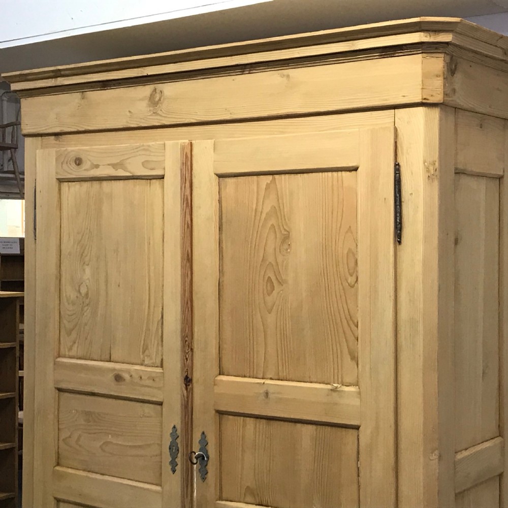 FRENCH ANTIQUE PINE WARDROBE (DISMANTLES) View III