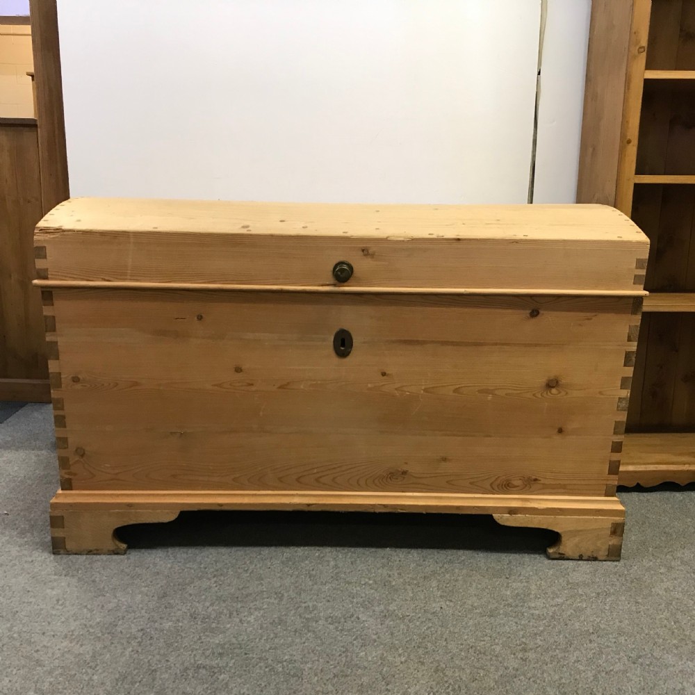 LARGE ANTIQUE PINE LINEN CHEST