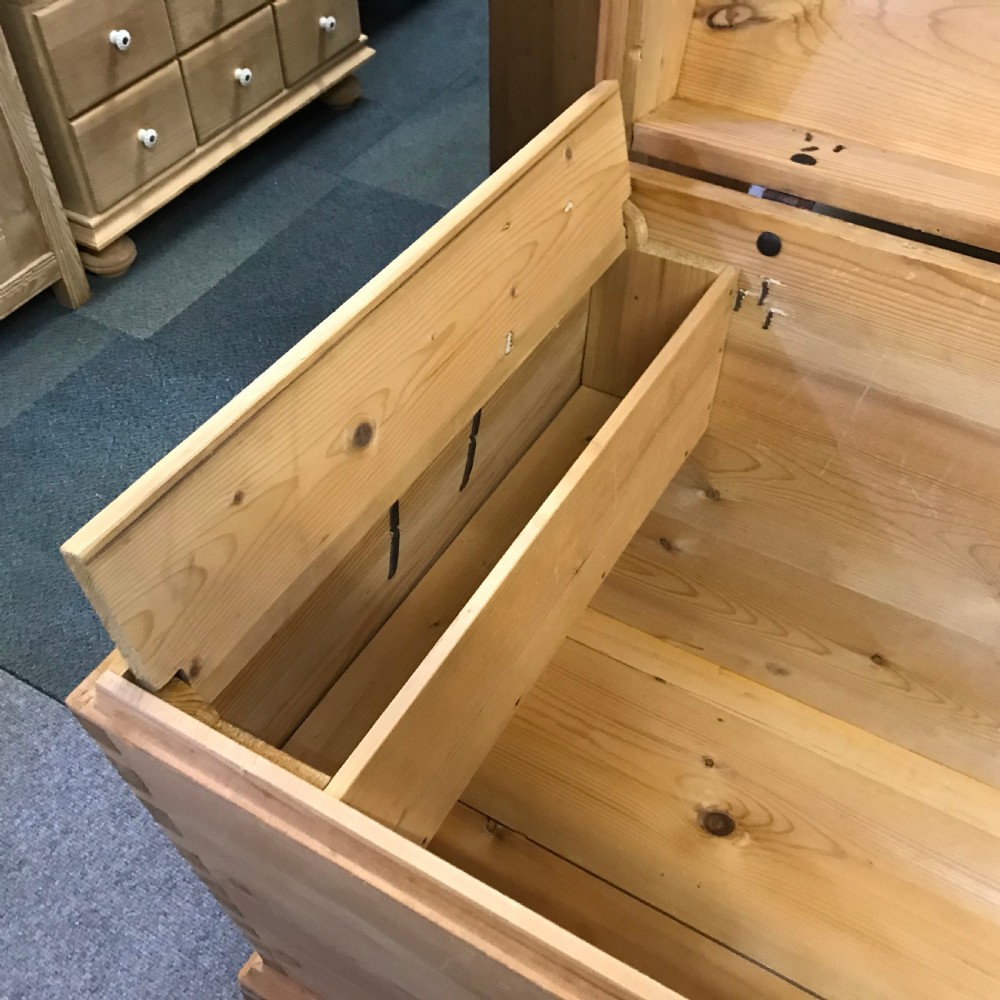 LARGE ANTIQUE PINE LINEN CHEST View X