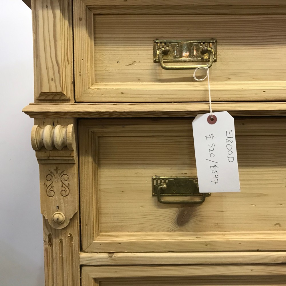 LARGE 4 DRAWER ANTIQUE PINE CHEST OF DRAWERS View V
