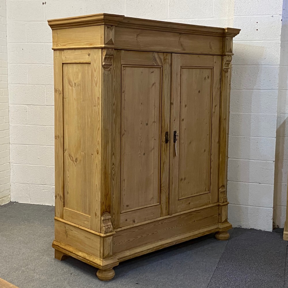 ANTIQUE PINE DOUBLE WARDROBE (DISMANTLES) View IV