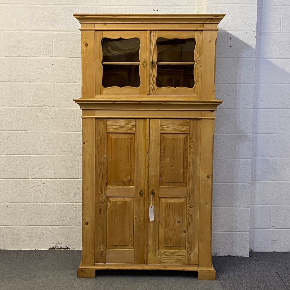 ANTIQUE PINE GENTLEMANS DRESSER