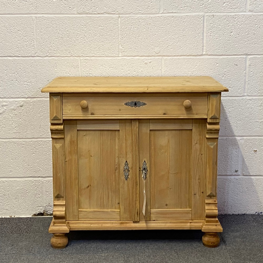 SMALL ANTIQUE PINE DRESSER BASE