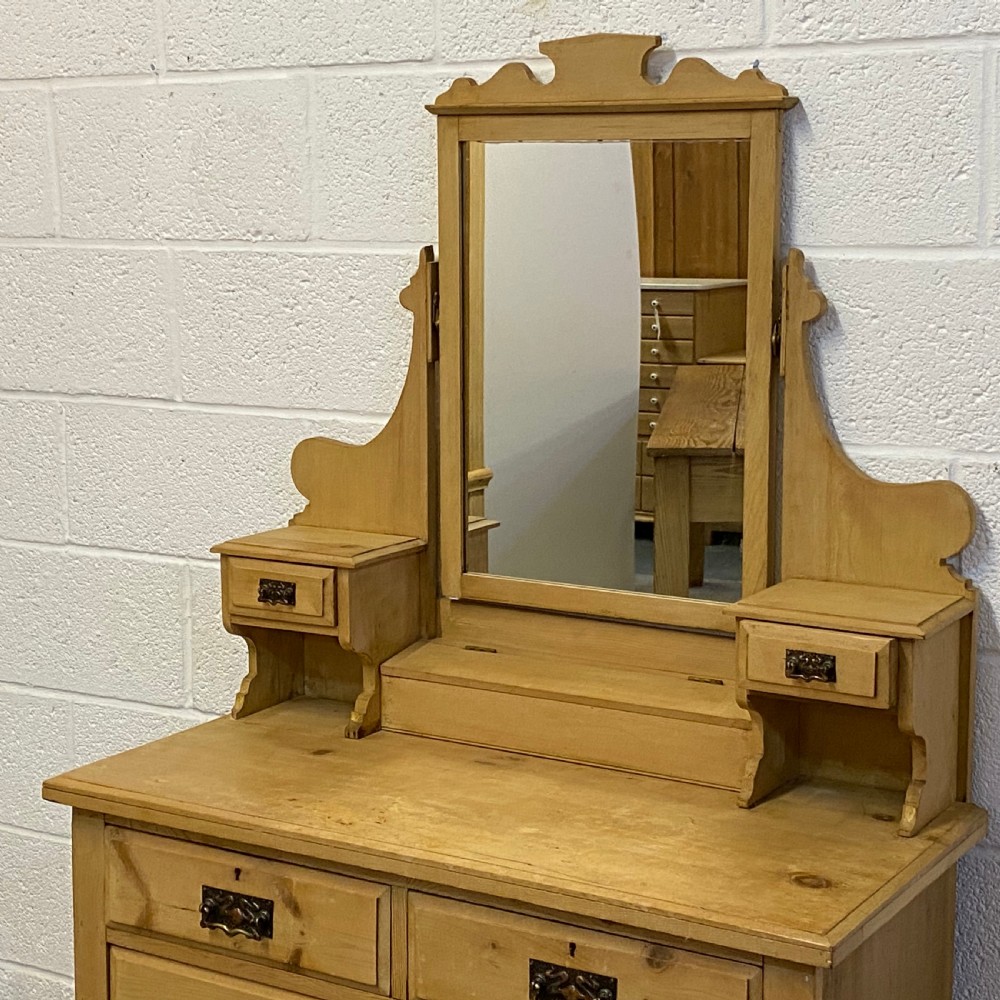 ENGLISH EDWARDIAN PINE & SATINWOOD DRESSING CHEST  View III