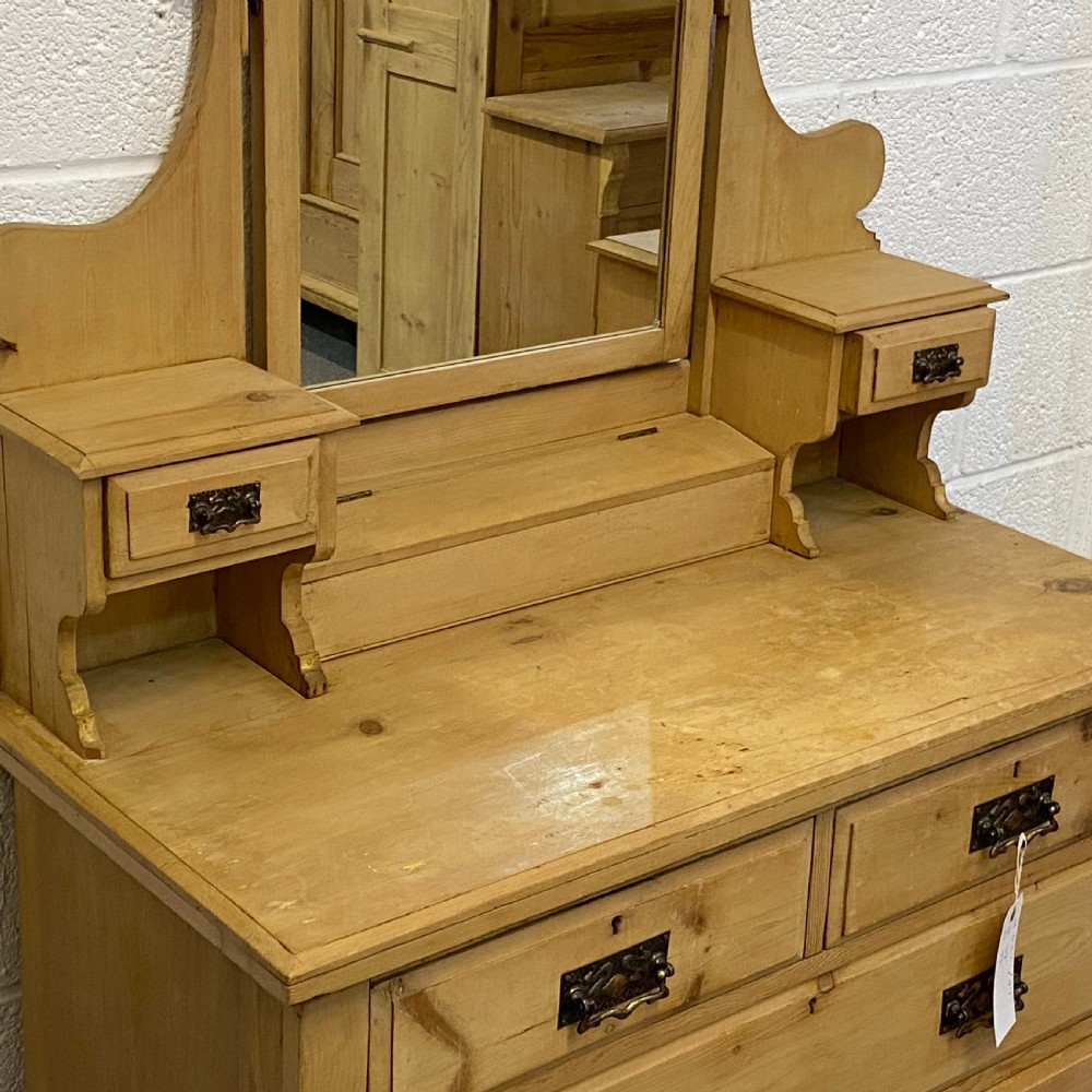 ENGLISH EDWARDIAN PINE & SATINWOOD DRESSING CHEST  View VI