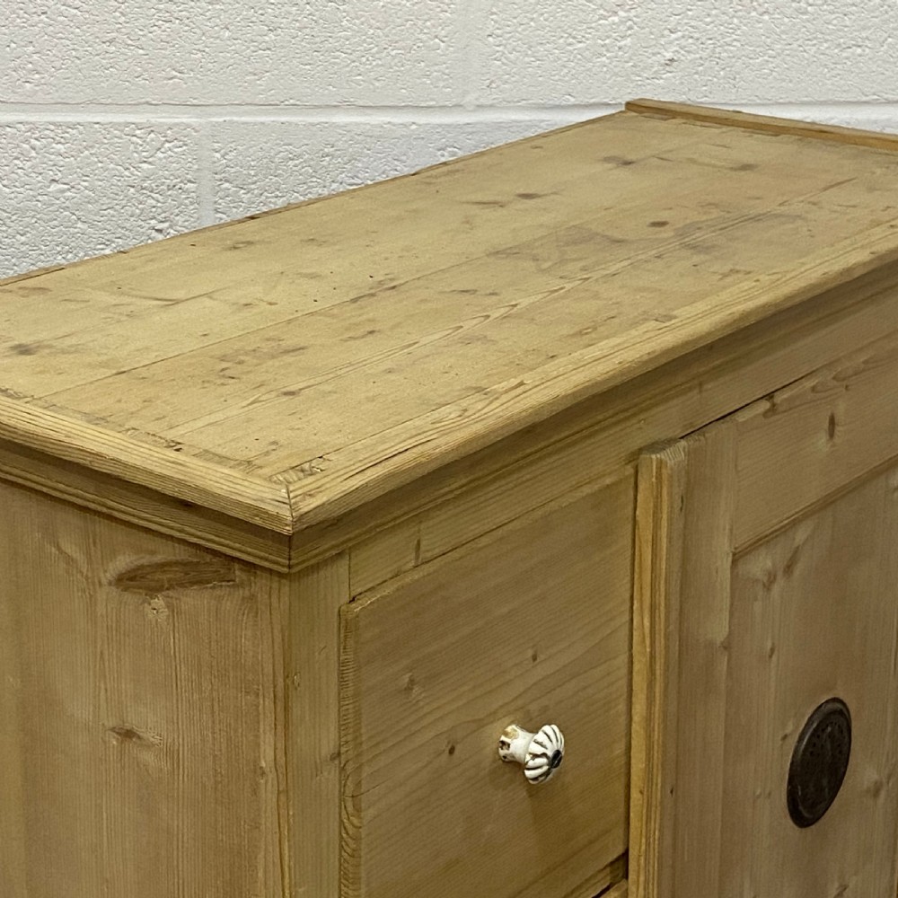 OLD PINE LARDER CUPBOARD 4 DRAWERS View VI