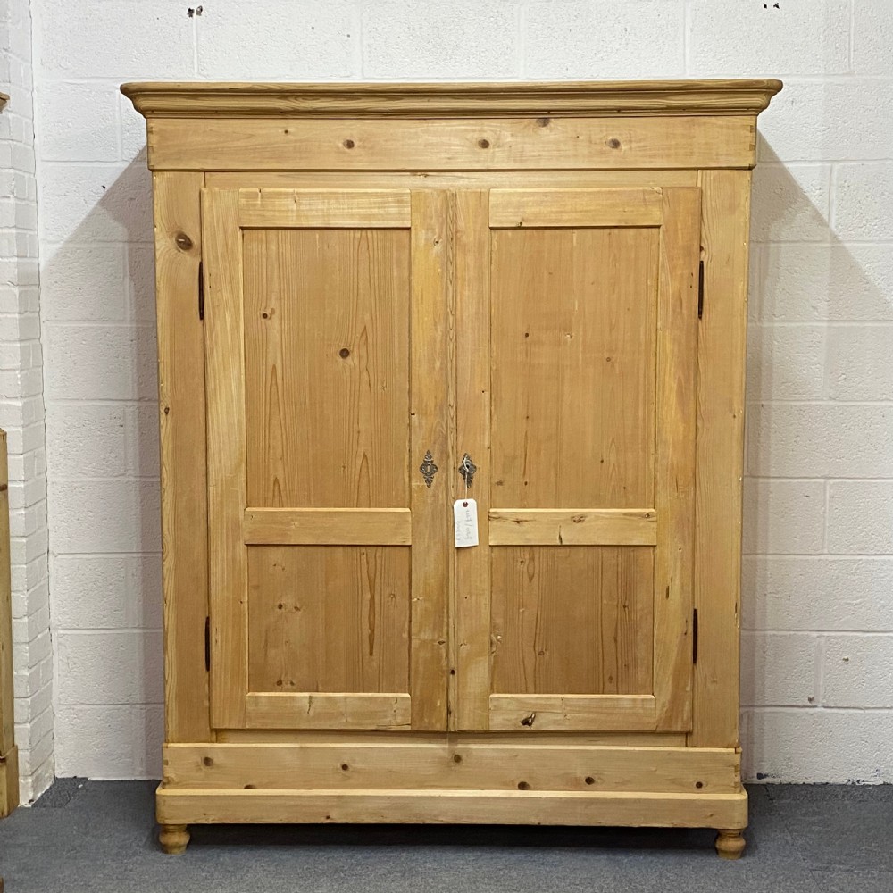 CLASSIC LARGE DOUBLE PINE WARDROBE C.1910