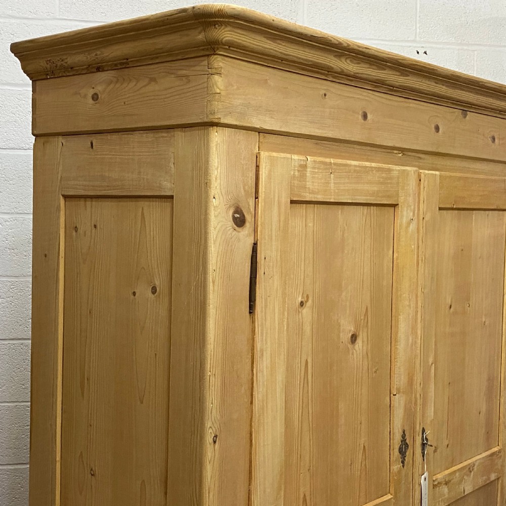 CLASSIC LARGE DOUBLE PINE WARDROBE C.1910 View VII
