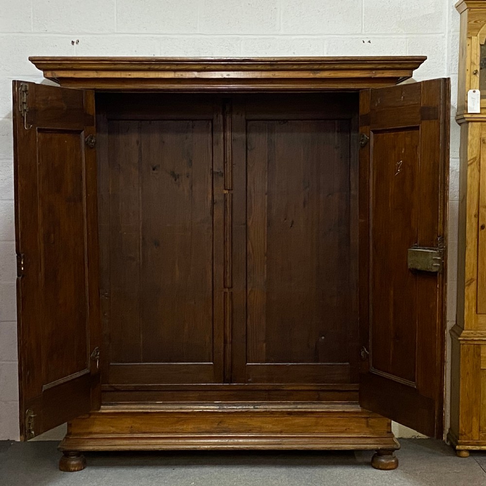 Stunning Very Early Antique Pine Wardrobe  View VII