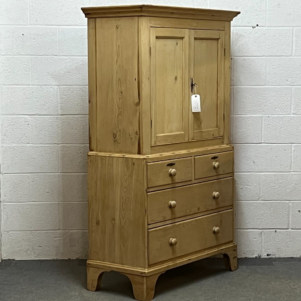 EARLY VICTORIAN PINE LINEN PRESS View VI