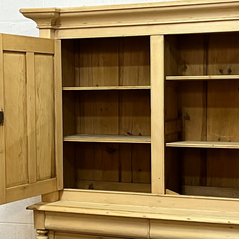 LARGE VICTORIAN PINE SCOTTISH LINEN PRESS View III