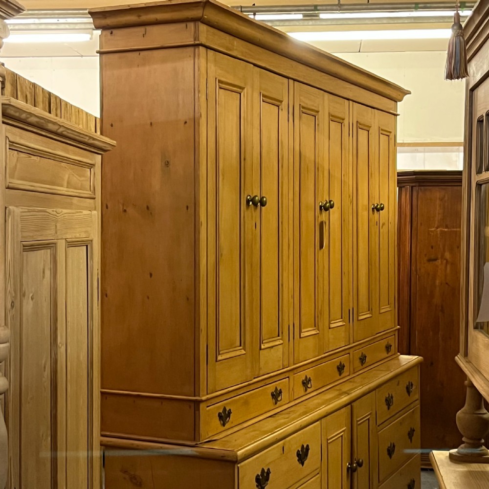 HUGE MID VICTORIAN ENGLISH PINE HOUSEKEEPERS CUPBOARD WITH DRAWERS View XII