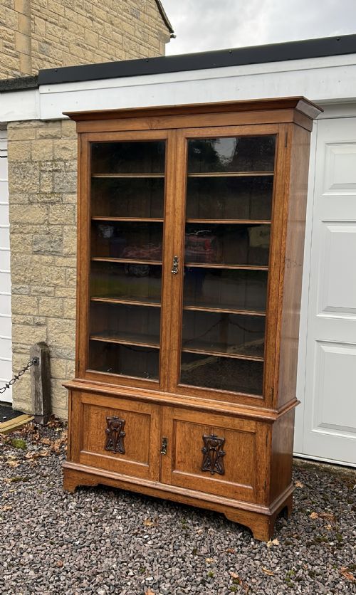 Good Quality /Condition Oak Bookcase, Side Cabinet. Circa 1900.