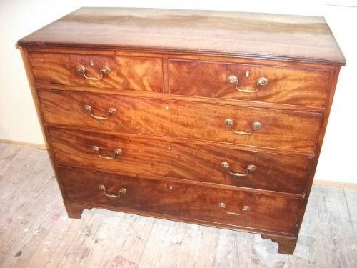 George III Mahogany Chest of Drawers