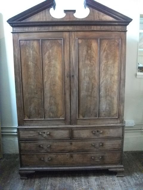 George III Linen Press