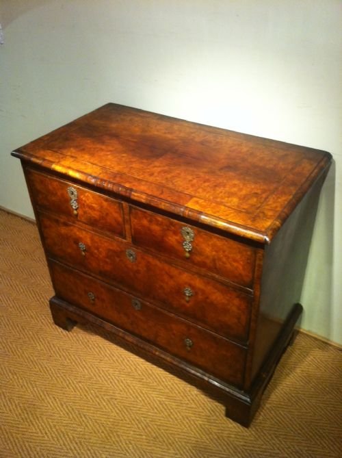 An Early 18th C Burr Walnut Chest of Drawers