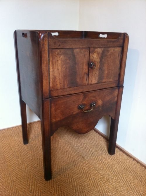 A George 111 Mahogany Tray Top Bedside Table C17780