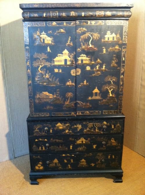 A George 111 Chinoiserie Lacquer Cabinet on Chest