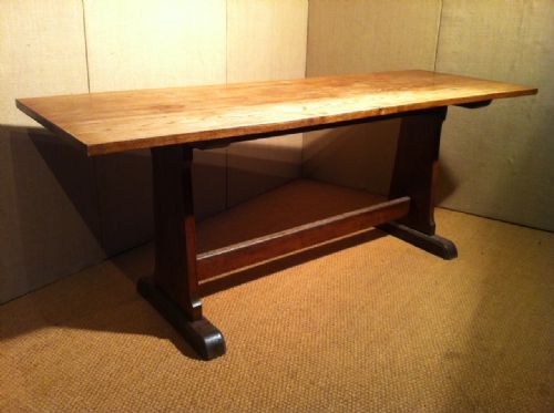An Arts and Crafts Oak Refectory Table C1930