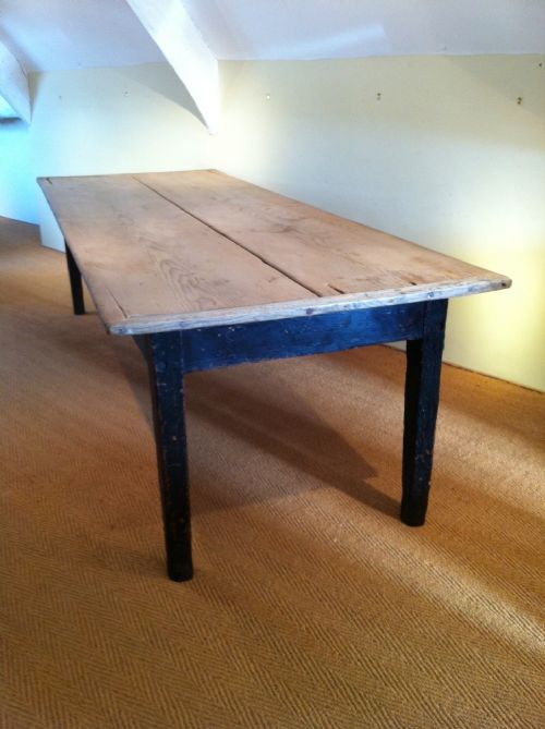 fig 1. A large West Country pine rectory table . Mid 19th c
