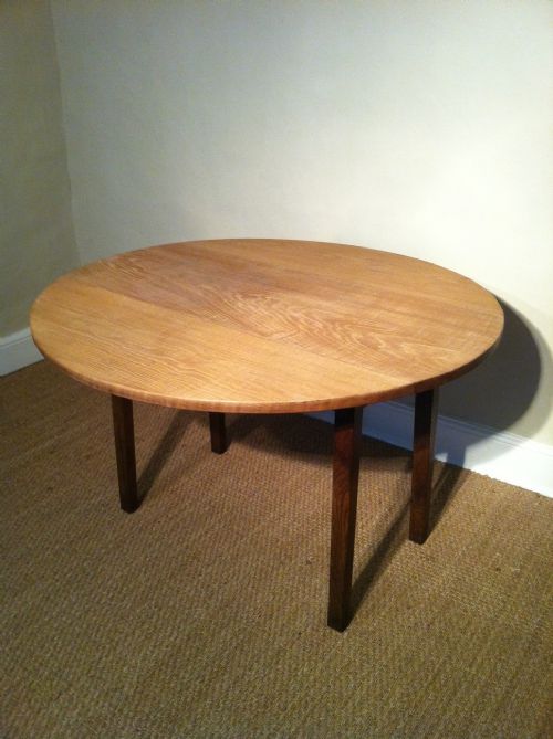 A Cotswold School Drop Flap Circular Table C 1920