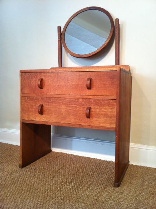 A Heals Oak Dressing Chest C 1930