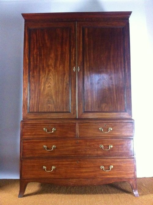 A Regency Mahogany Linen Press C 1810