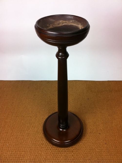 A Victorian Mahogany Plant Stand C1880